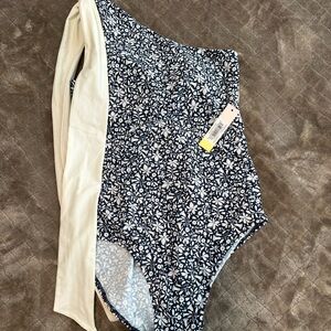 NWT Summersalt Bow Shoulder Sidestroke Swimsuit
